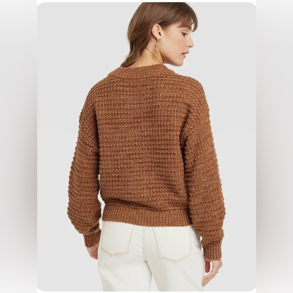 Crewneck Pullover Sweater - Picture 3 of 10